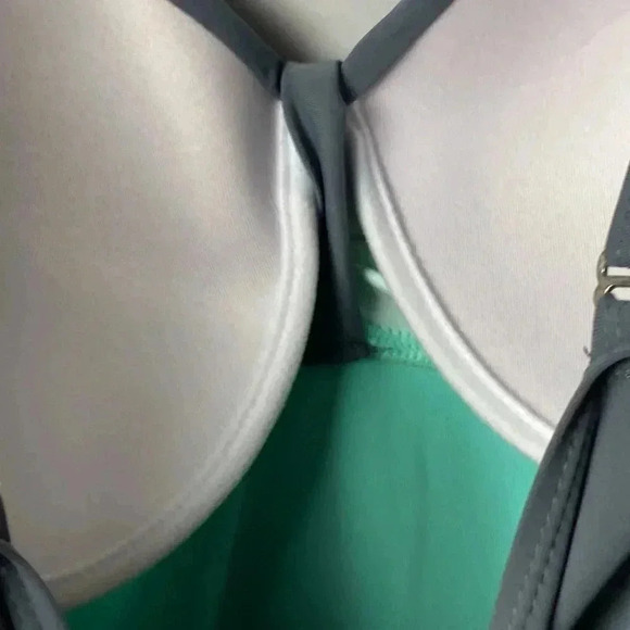 NWT FREE COUNTRY WO SIZE LARGE SWIM TOP SEAFOAM GREEN GRAY PADDED BRA ADJ STRAPS - Picture 12 of 12